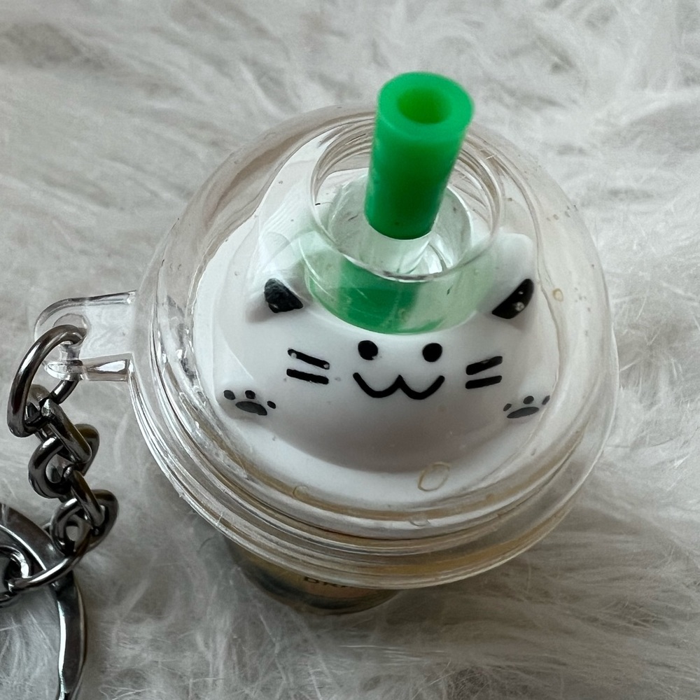 Cat Milk Cap Drinks key Chain - Picture 4 of 4
